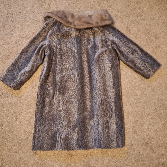 Ladies Vintage Bacara Faux Fur Coat With Real Mink Collar Size S/M Satin Lining - Picture 6 of 7